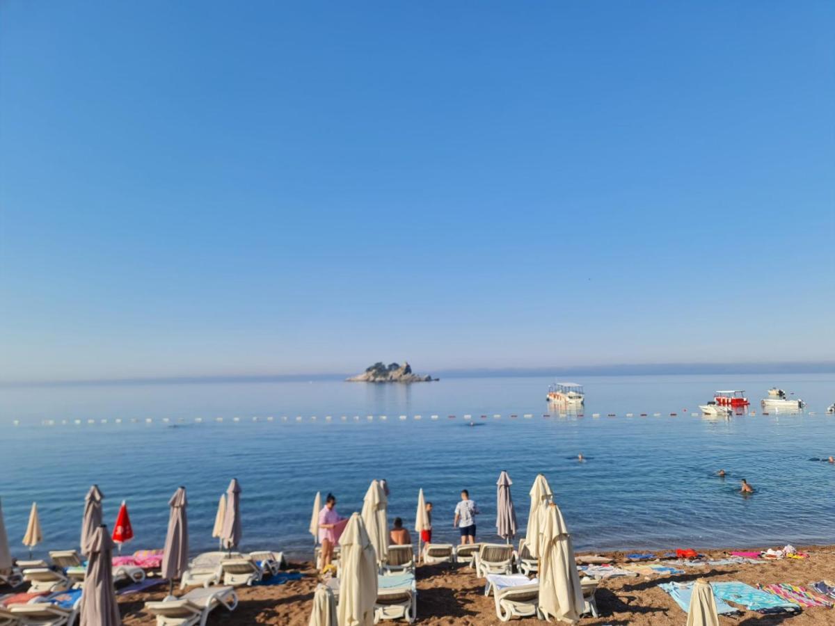 Casa Al Mare Petrovac, Montenegro Екстериор снимка